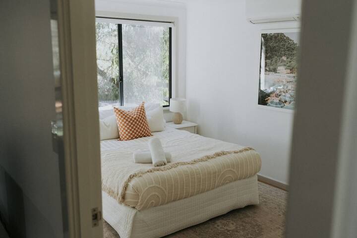 Melo Beach Escape gallery image 2