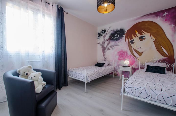 Habitación twin en el piso de arriba