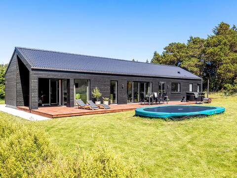 "Syni" - 450m from the sea by Interhome
