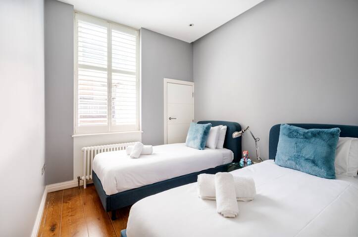 Prime 2-Bedroom Apartment in London’s Theatreland gallery image 5