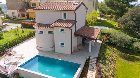 Independent Villa, garden/pool Vacavilla Exclusive