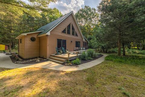 Nature lovers delight, private hot tub