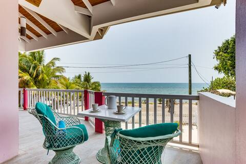 Sorrell Cottage-4 Bedrooms Right on the Caribbean!