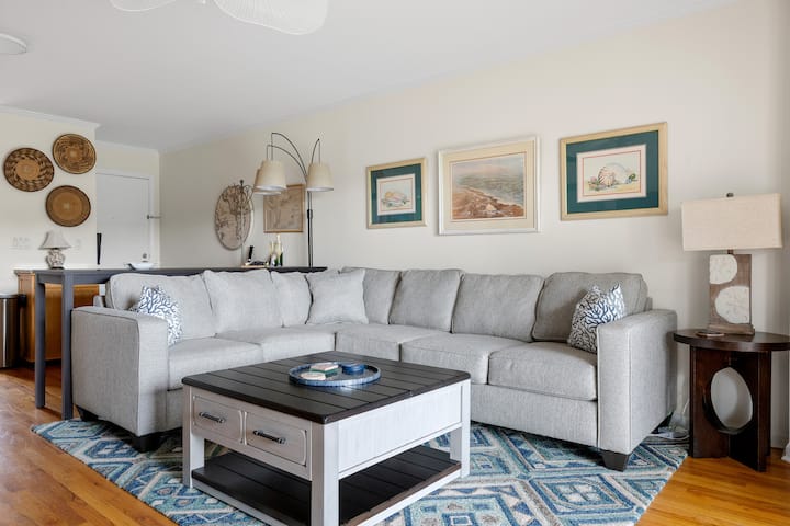 Seabrook Marsh Views | Amenity Card! | Pool Acces - Seabrook Island, SC