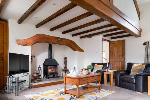 Plas Iwrwg Granary