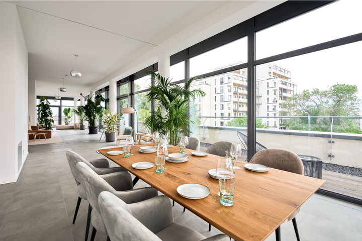 Luxury Penthouse with Rooftop Terrace & Sauna gallery image 5