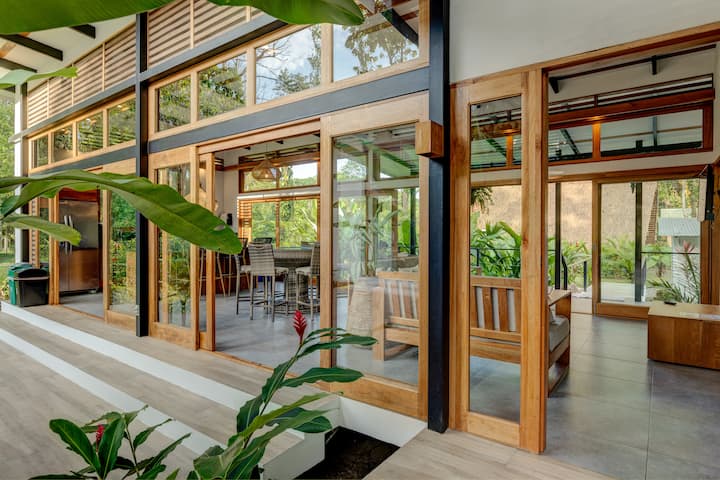 Villa ÓPalo: 6–16 Guests W/ Private Pool - Costa Rica