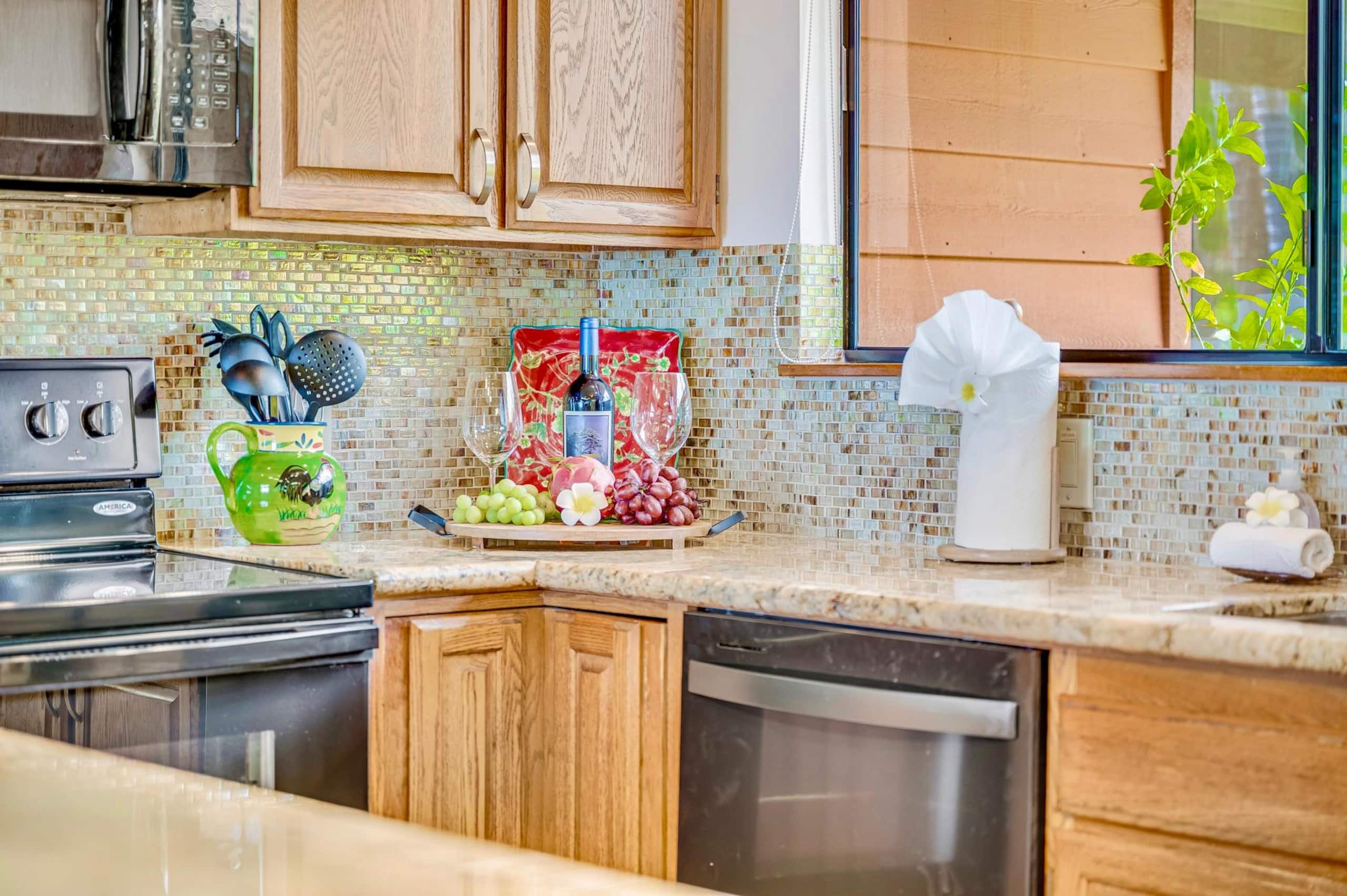 Home in Kihei · ★4.93 · 3 bedrooms · 4 beds · 3 baths - Image 26