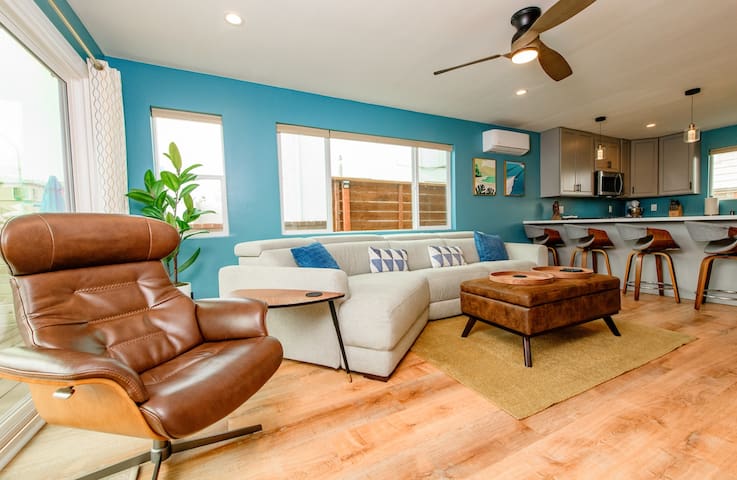 Beach Kingdom – Luxury House with Ocean Views gallery image 2