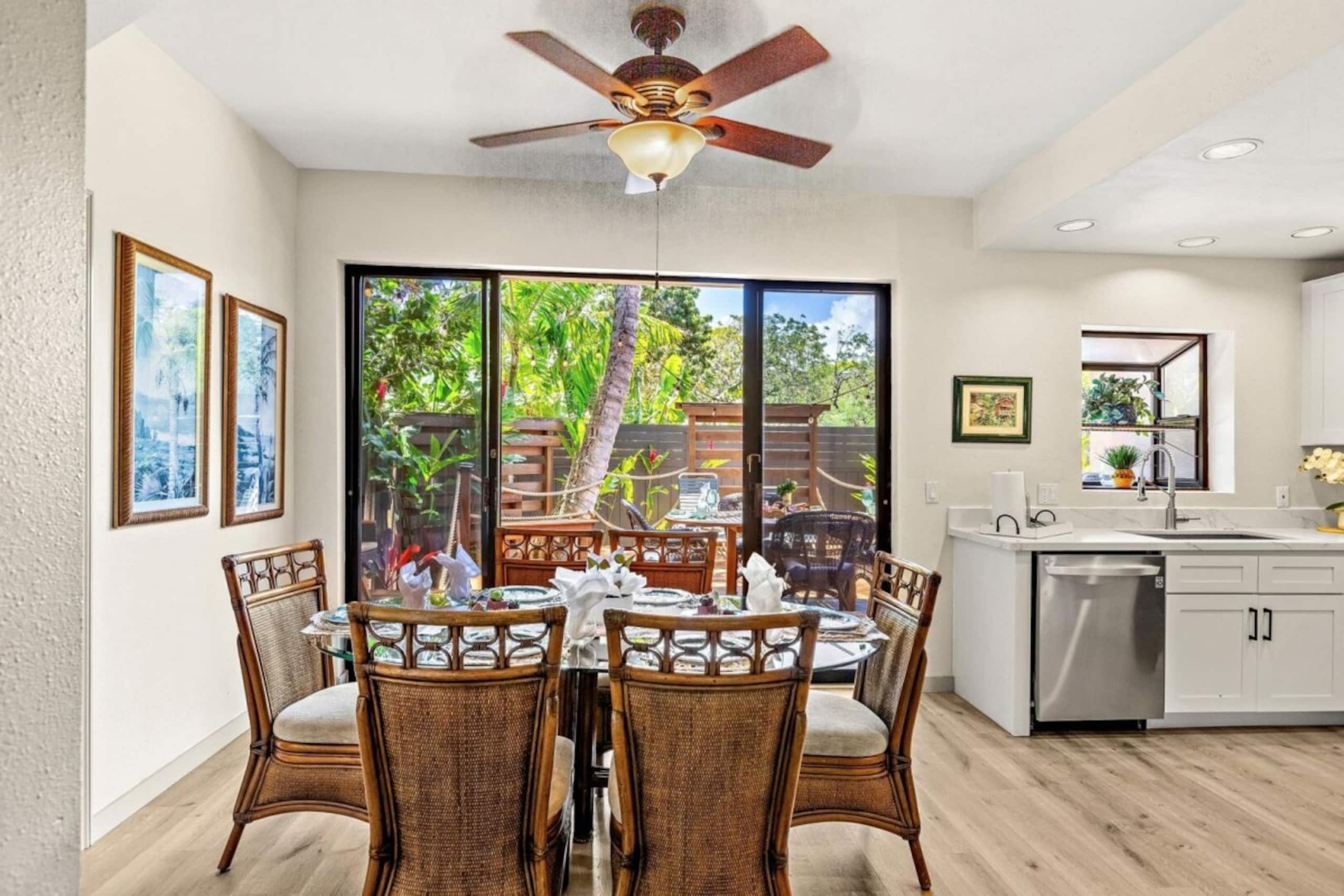 Condo in Lahaina · ★5.0 · 3 bedrooms · 5 beds · 2.5 private baths - Image 38