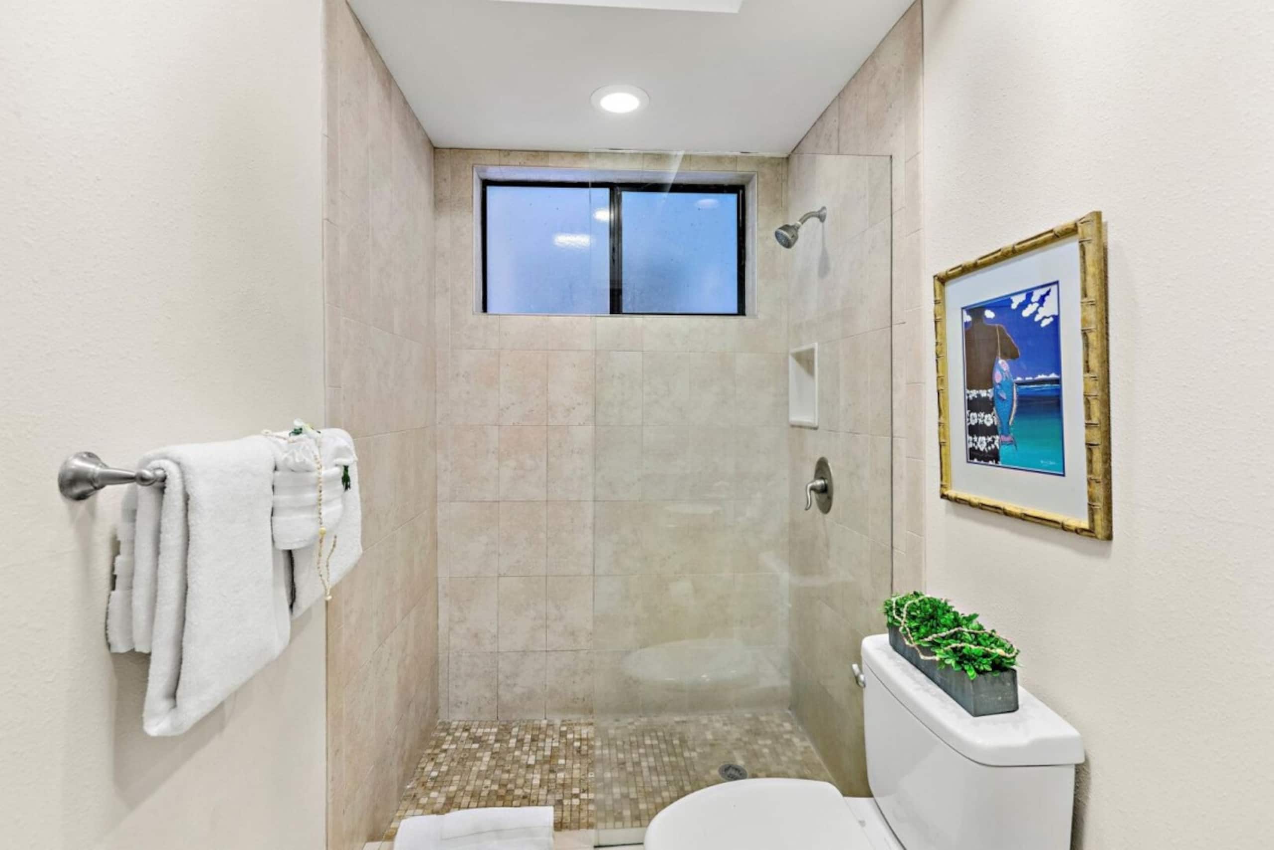 Condo in Lahaina · ★5.0 · 3 bedrooms · 5 beds · 2.5 private baths - Image 10