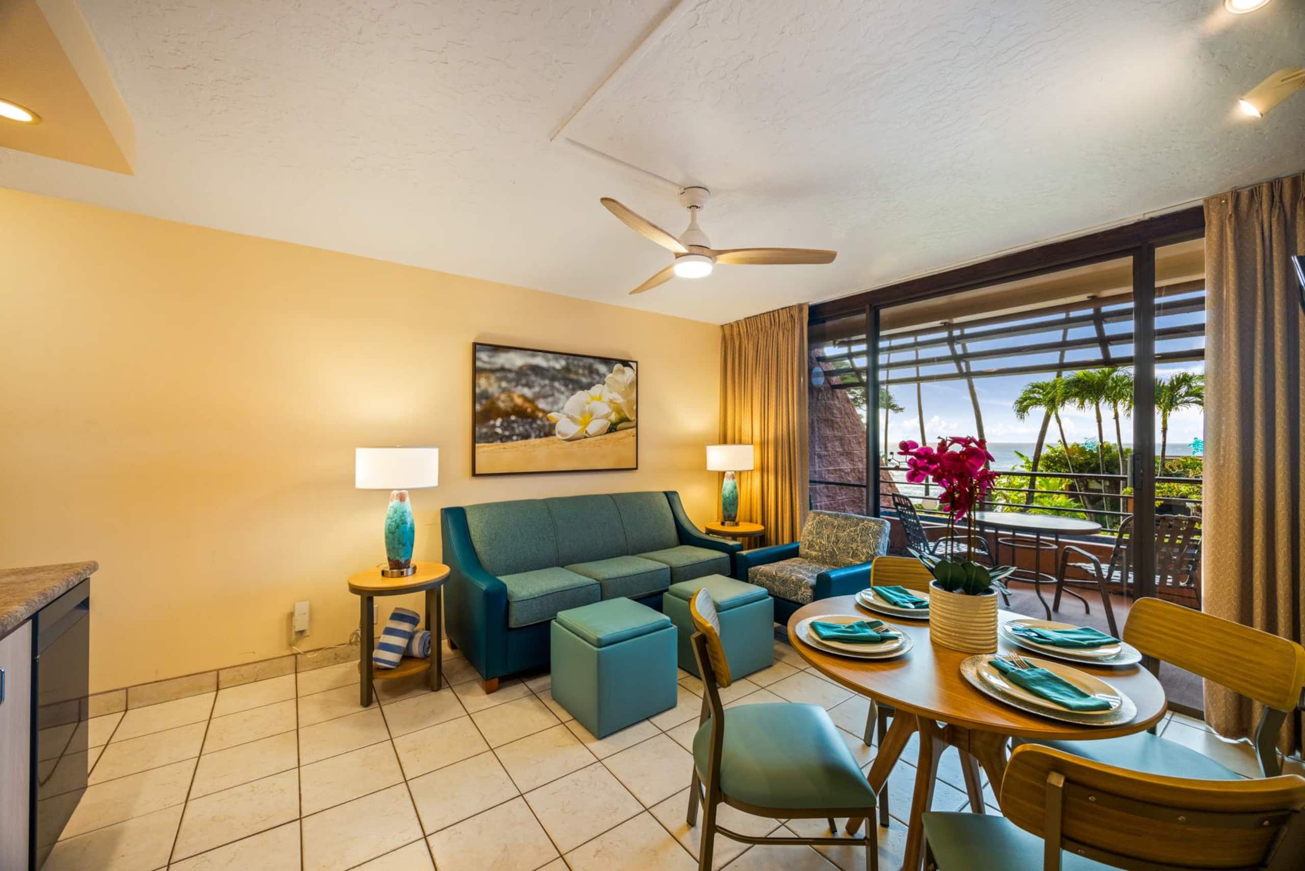 Condo in Lahaina · ★4.83 · 1 bedroom · 2 beds · 1 shared bath - Image 9