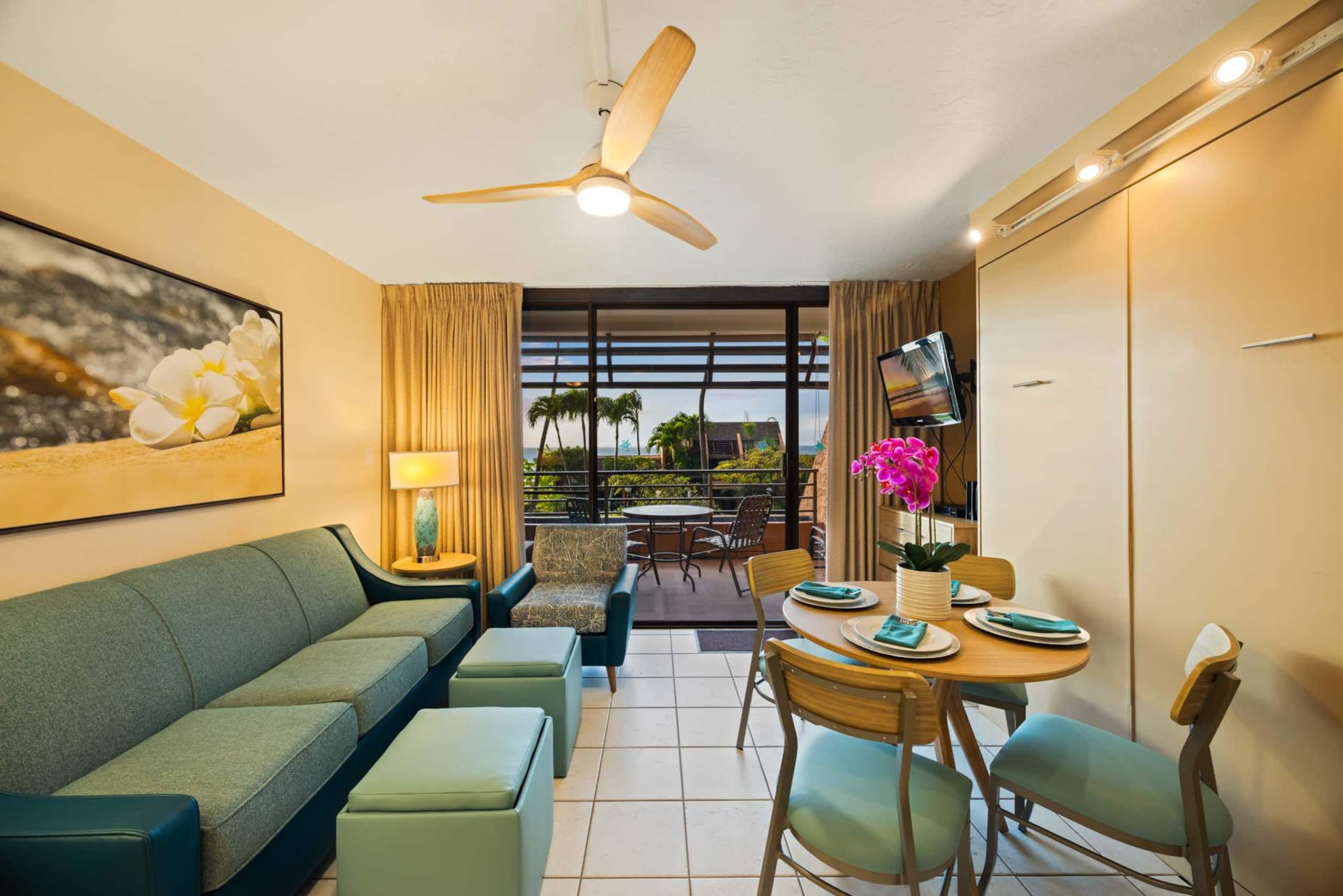 Condo in Lahaina · ★4.83 · 1 bedroom · 2 beds · 1 shared bath - Image 10