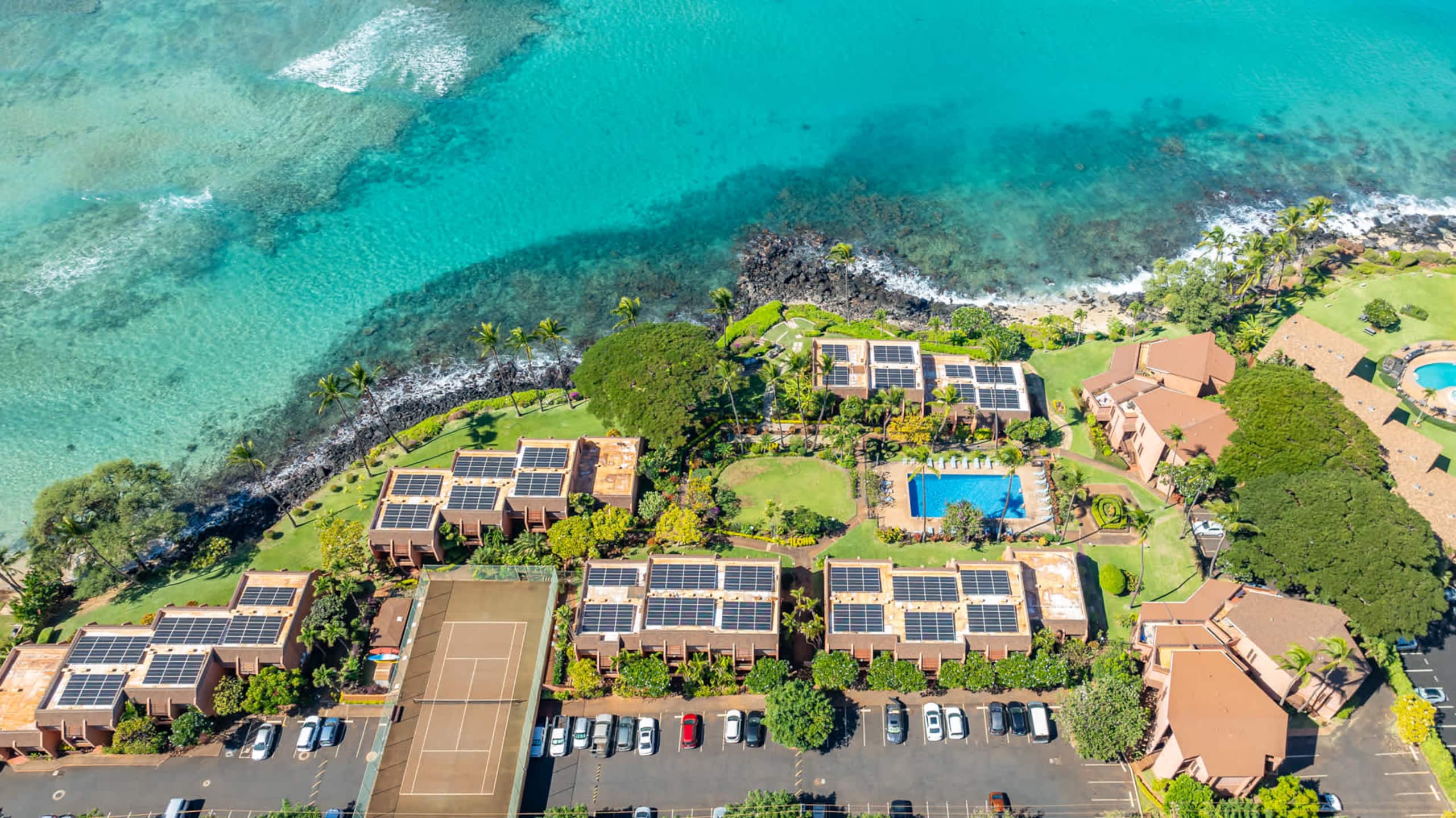 Condo in Lahaina · ★4.89 · 1 bedroom · 2 beds · 1 private bath - Image 37