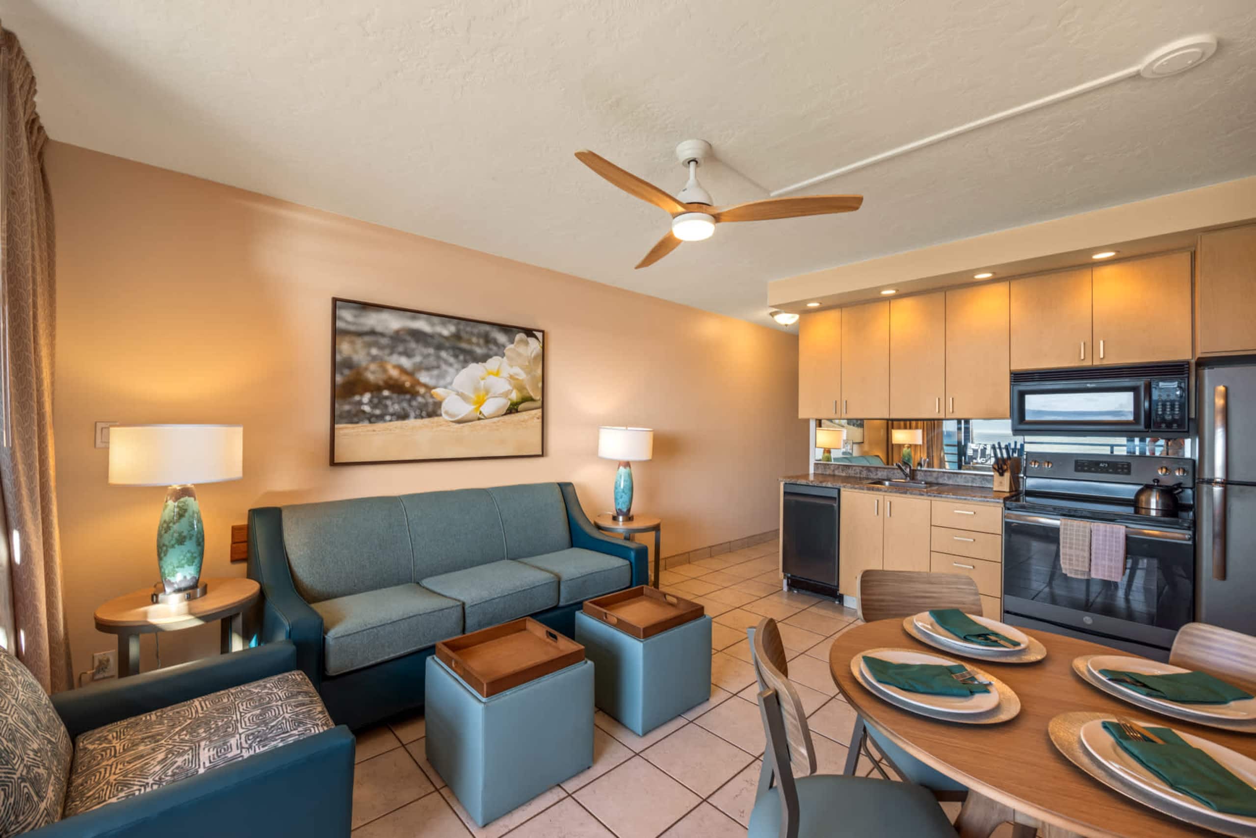 Condo in Lahaina · ★4.86 · 1 bedroom · 2 beds · 1 shared bath - Image 9