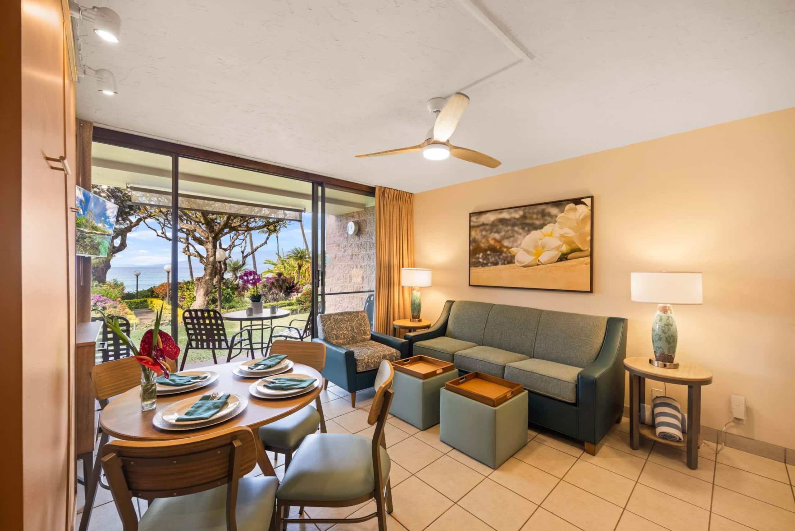 Condo in Lahaina · ★4.89 · 1 bedroom · 2 beds · 1 shared bath - Image 1