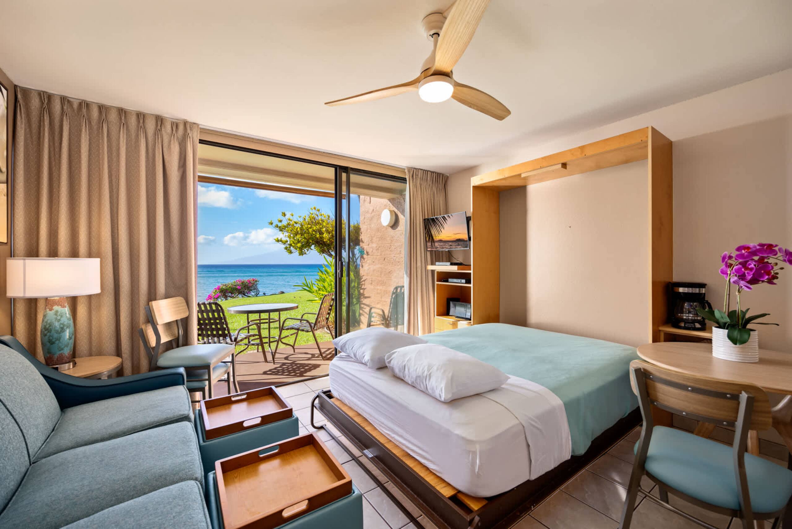 Condo in Lahaina · ★5.0 · 1 bedroom · 2 beds · 1 shared bath - Image 10