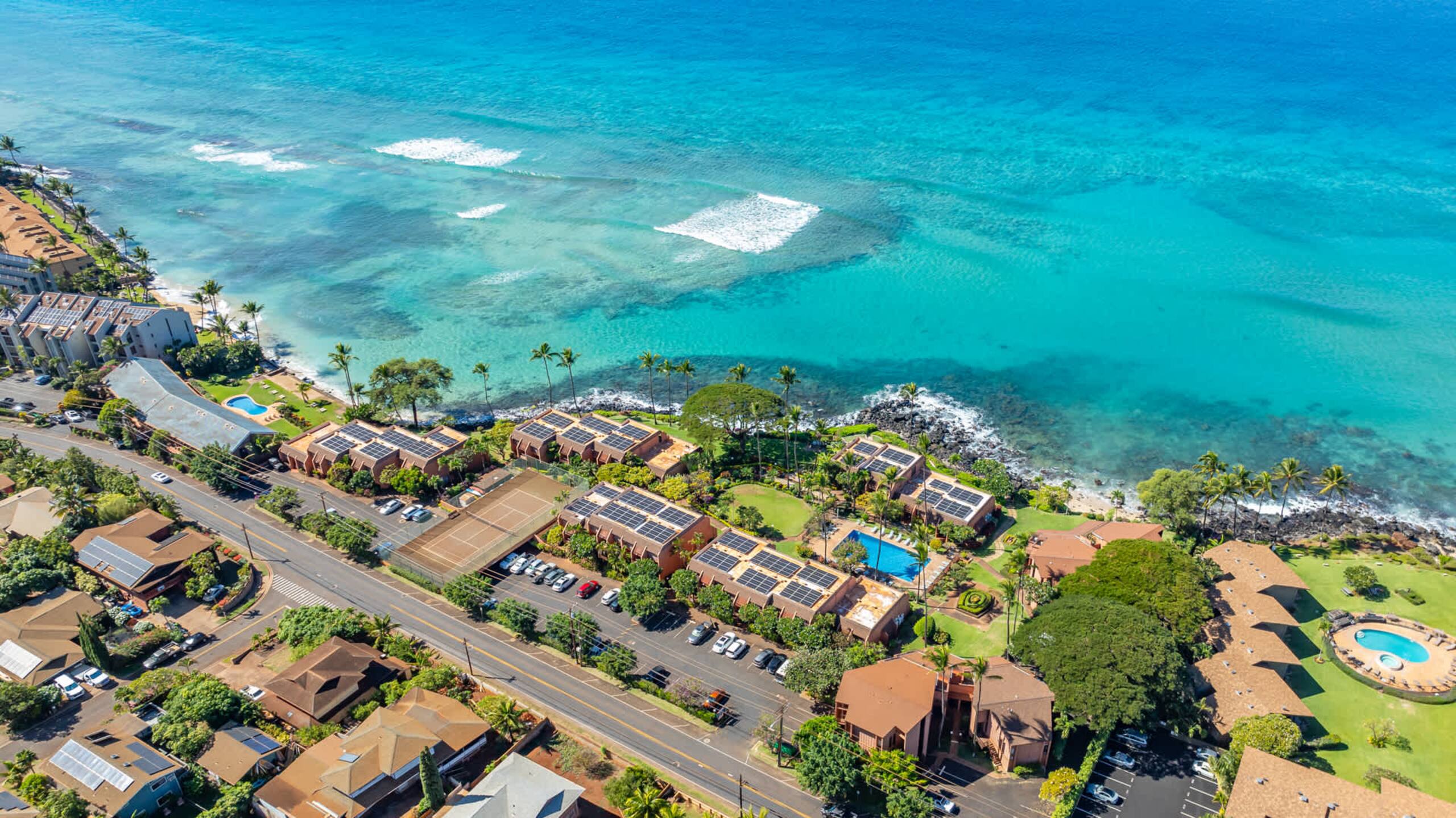 Condo in Lahaina · ★5.0 · 1 bedroom · 2 beds · 1 shared bath - Image 33