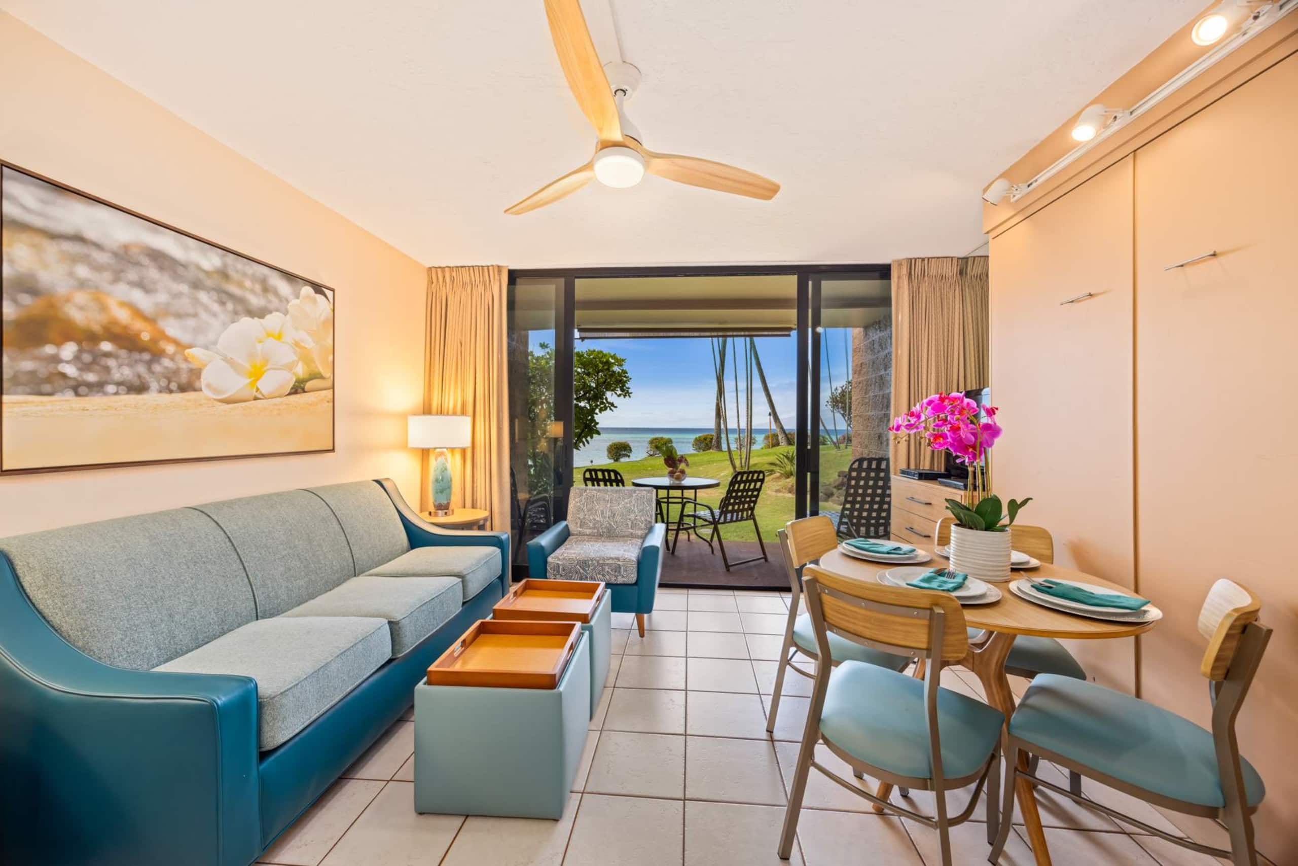 Condo in Lahaina · ★4.71 · 1 bedroom · 2 beds · 1 shared bath - Image 2