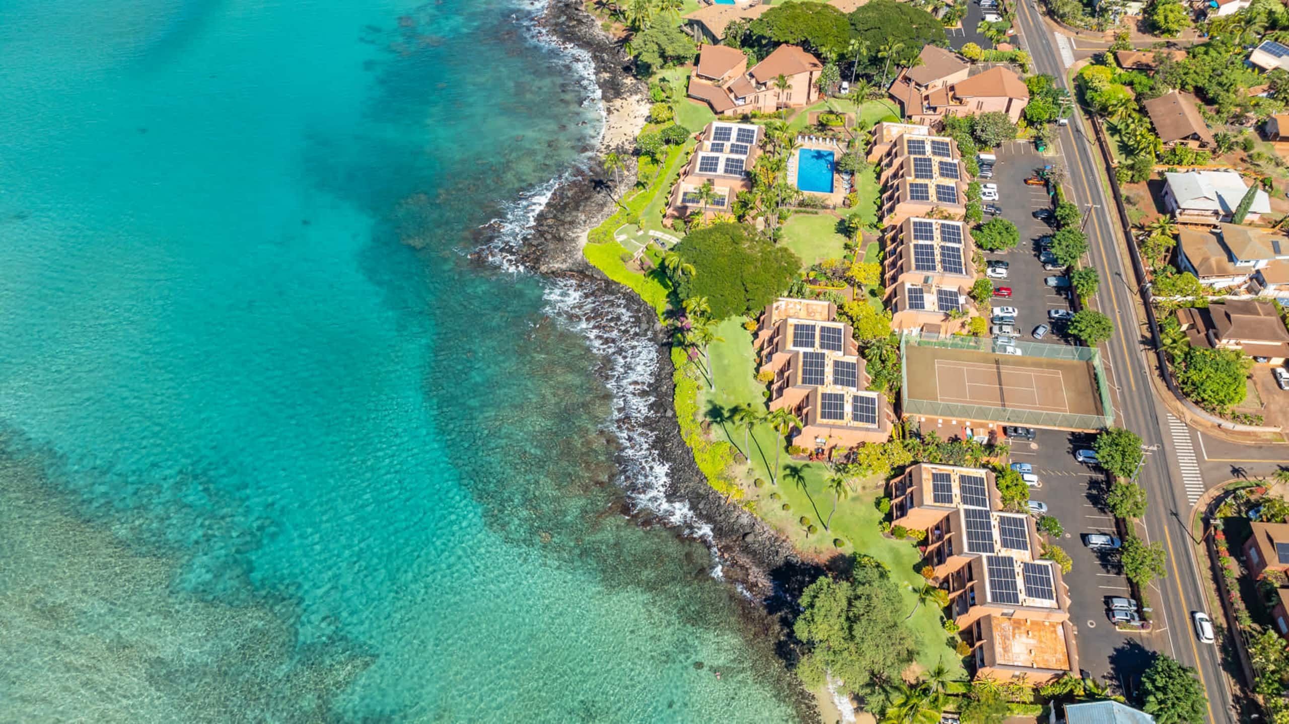 Condo in Lahaina · ★4.71 · 1 bedroom · 2 beds · 1 shared bath - Image 39