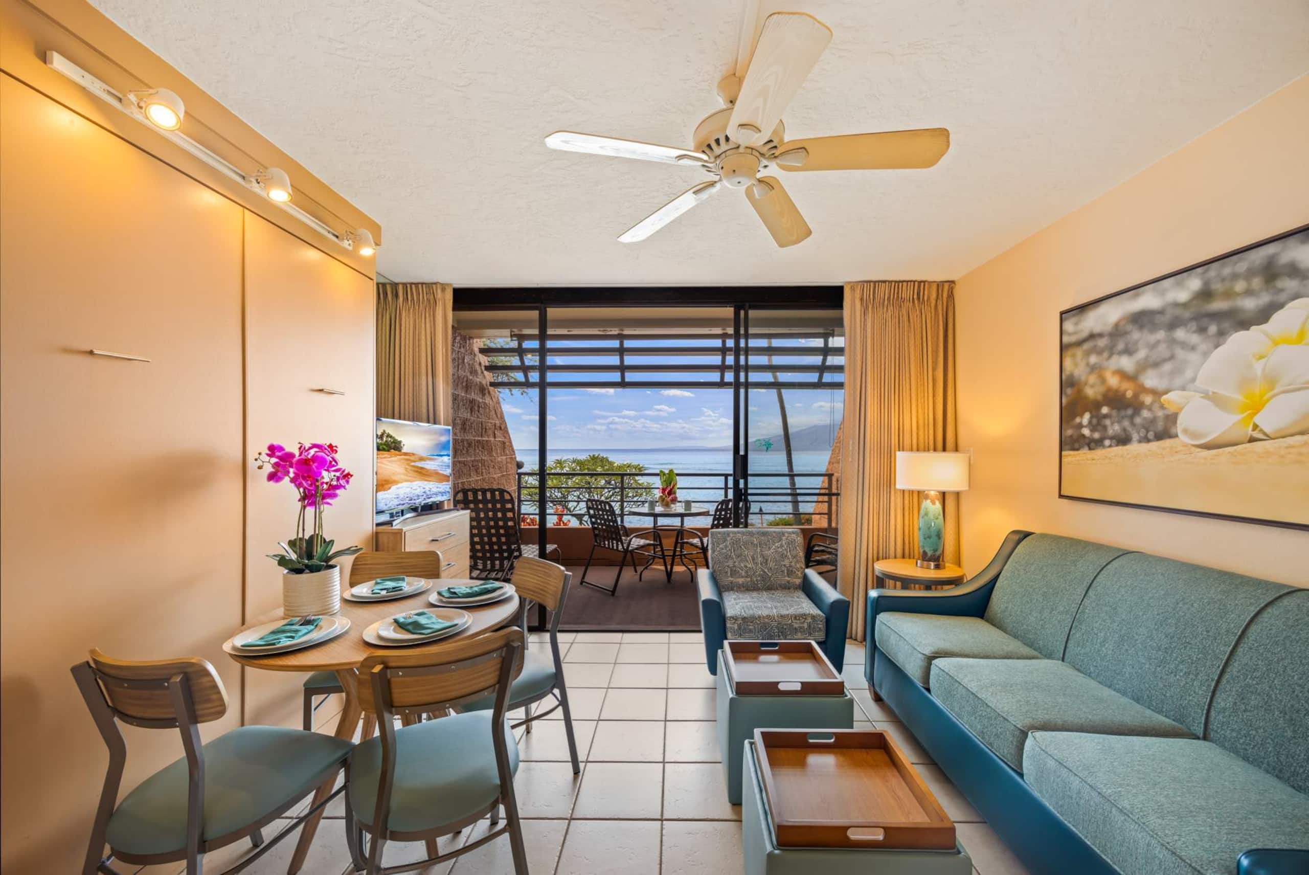 Condo in Lahaina · ★4.75 · 1 bedroom · 2 beds · 1 shared bath - Image 7