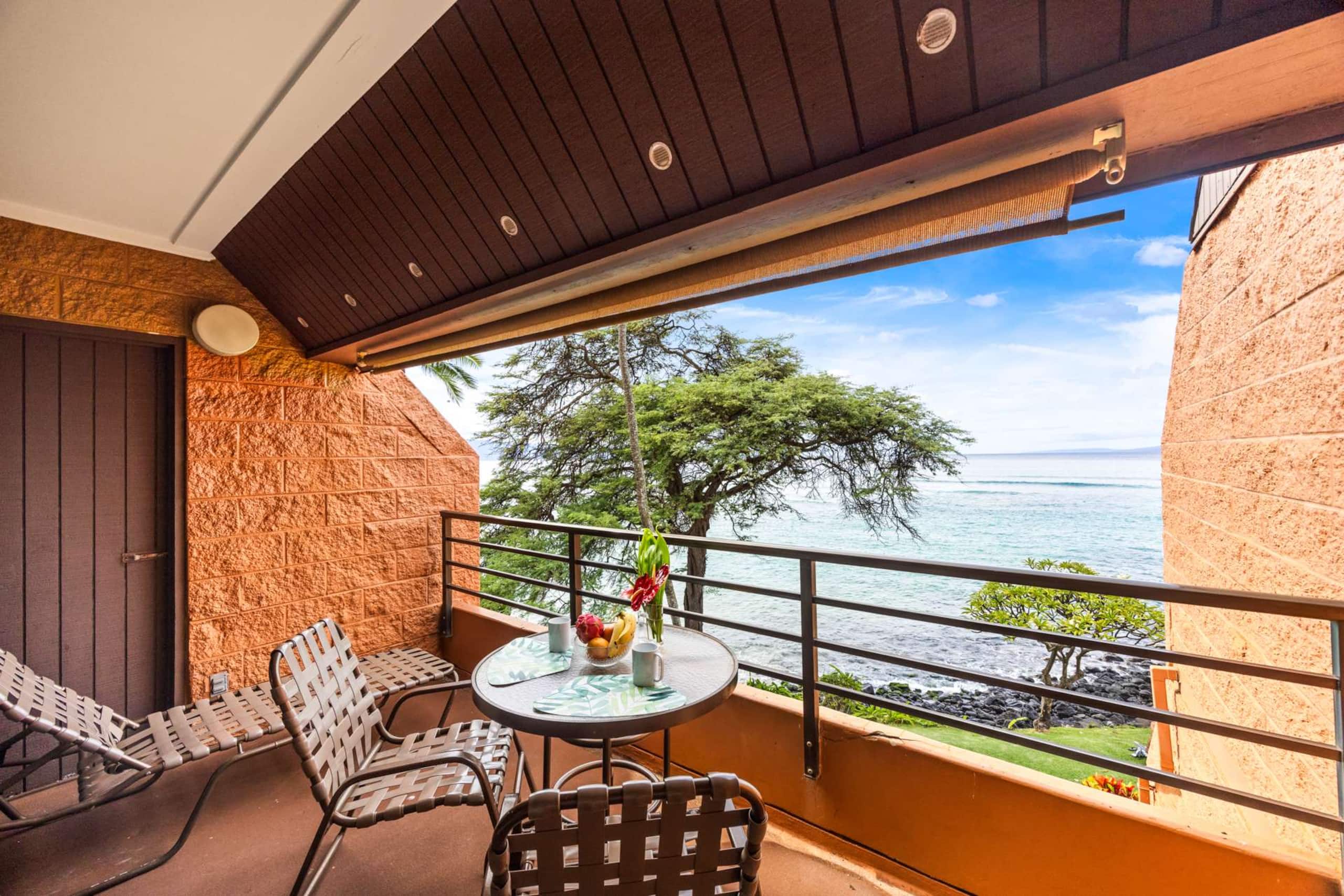 Condo in Lahaina · ★4.92 · 1 bedroom · 2 beds · 1 shared bath - Image 20