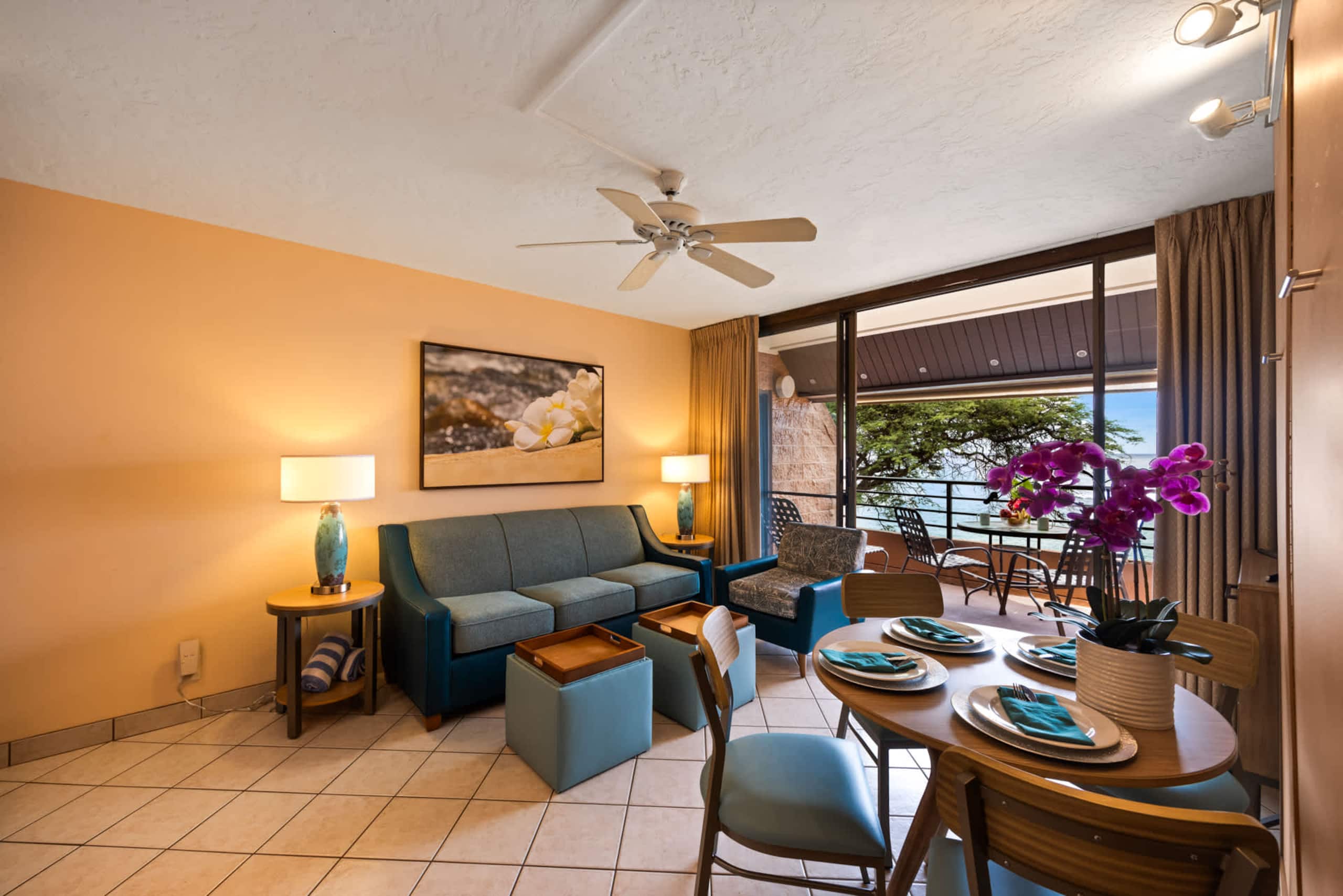 Condo in Lahaina · ★4.92 · 1 bedroom · 2 beds · 1 shared bath - Image 2