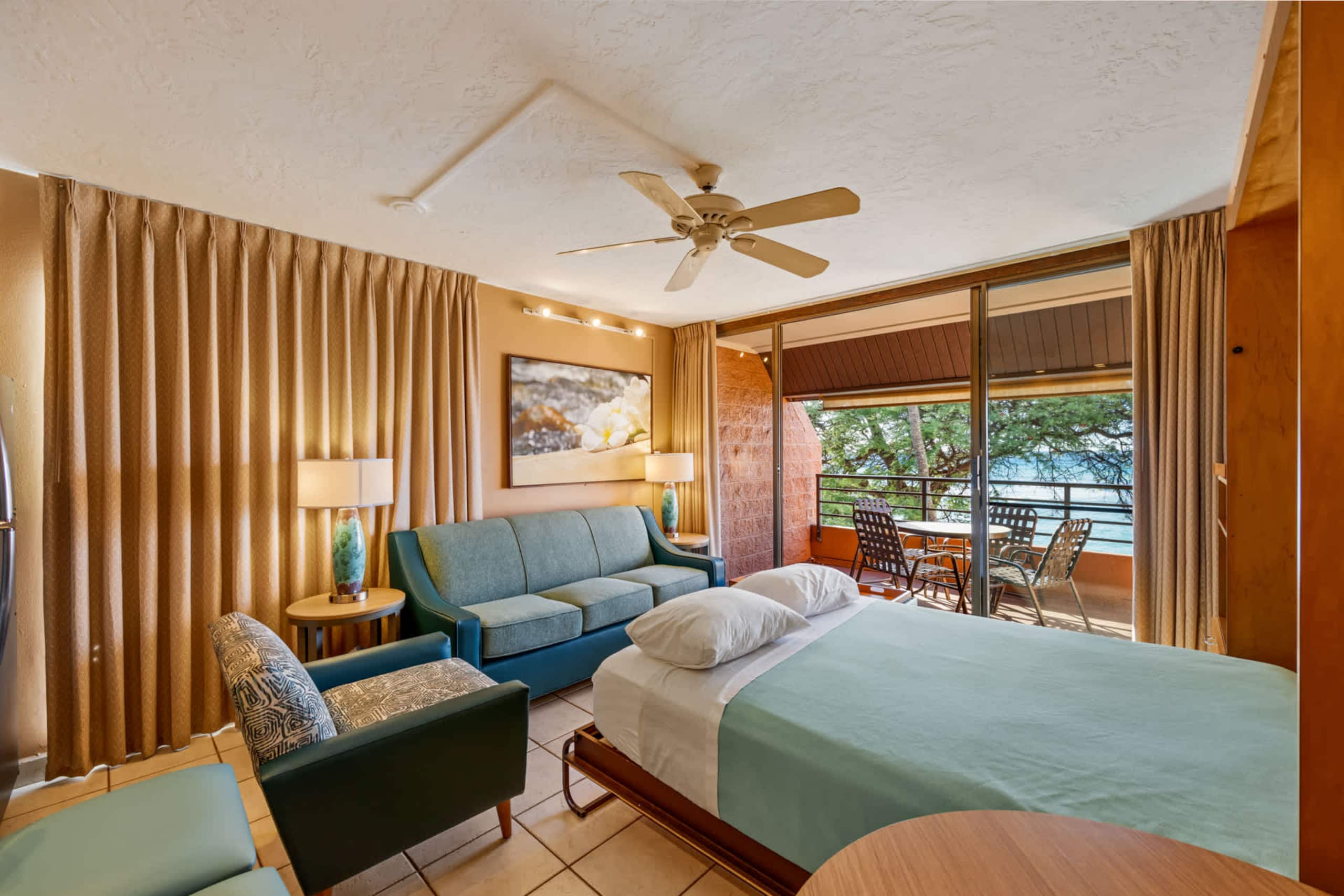 Condo in Lahaina · ★4.91 · 1 bedroom · 2 beds · 1 shared bath - Image 14