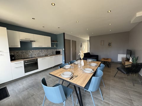 Top performing Airbnb: Maison des Tourelles - 6 people - WiFi - Dream in Ma in Arnage