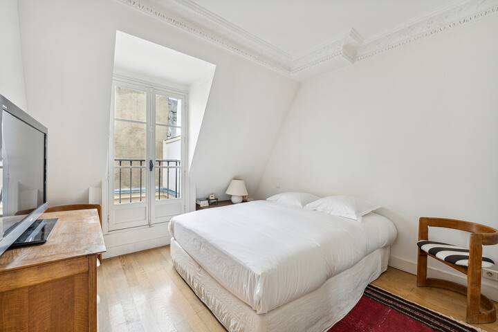 غرفة النوم 2