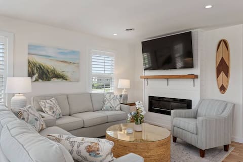 Popular Airbnb listing: Oceanside-King bed-Close to attractions-Updated in Kitty Hawk