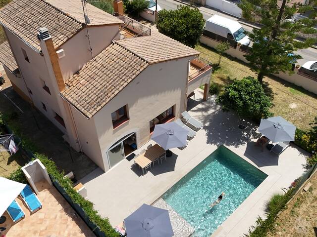 Casa Hermanos by Costabravaway gallery image 2