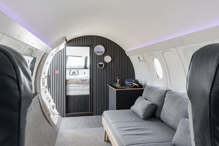 Ilmatar Airplane Lodge - Finland