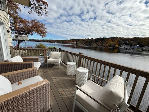 Ponder Point waterfront cottage at Cobbetts Pond