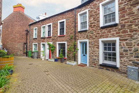 5 Charles Street