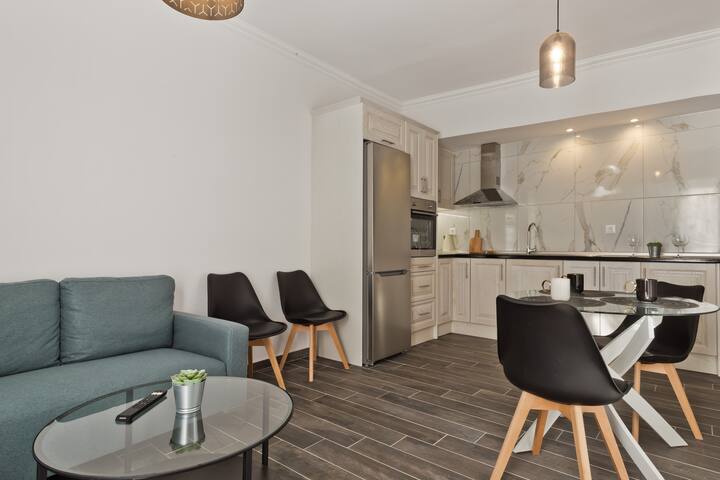 Helios Apartment 2 gallery image 5