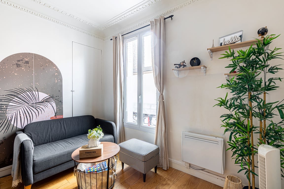 Top performing Airbnb: Comfy studio in Le Pré-Saint-Gervais. in Le Pré Saint Gervais