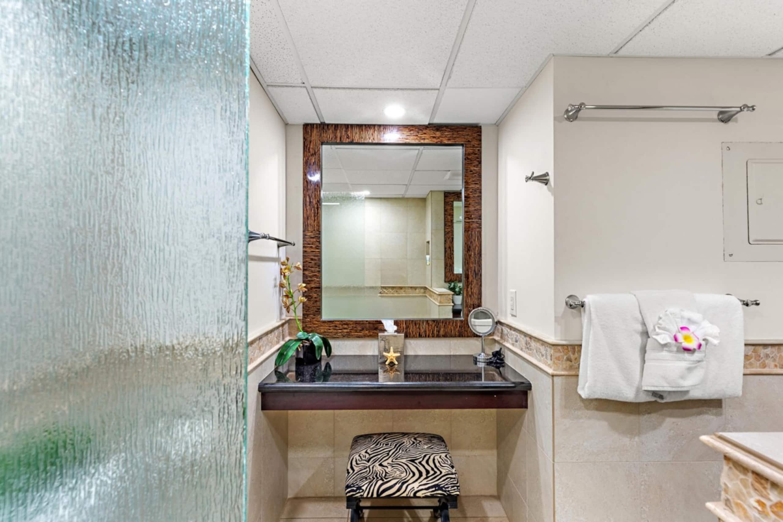 Condo in Lahaina · ★5.0 · 1 bedroom · 2 beds · 1 bath - Image 19