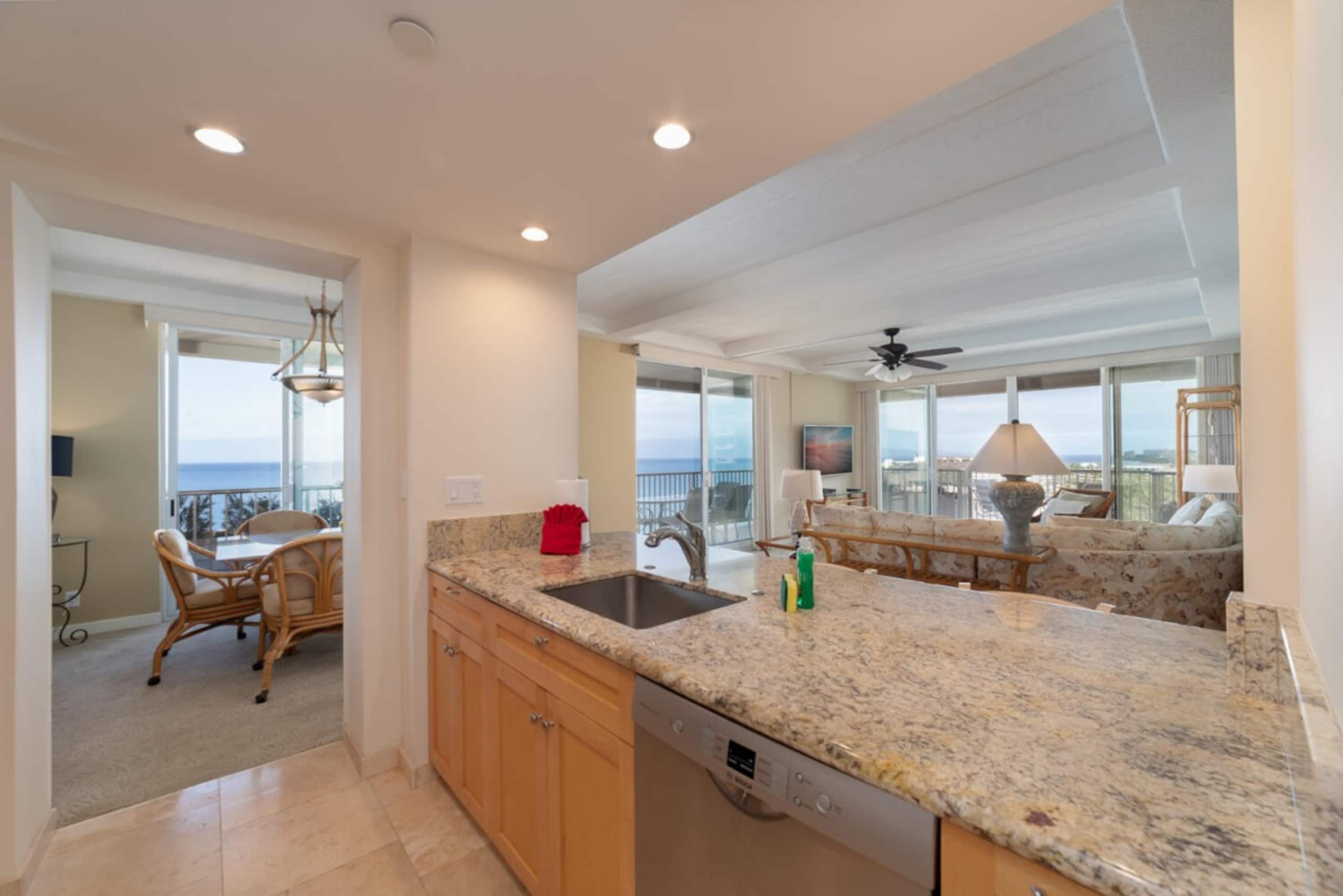 Condo in Lahaina · ★5.0 · 2 bedrooms · 3 beds · 2 baths - Image 14