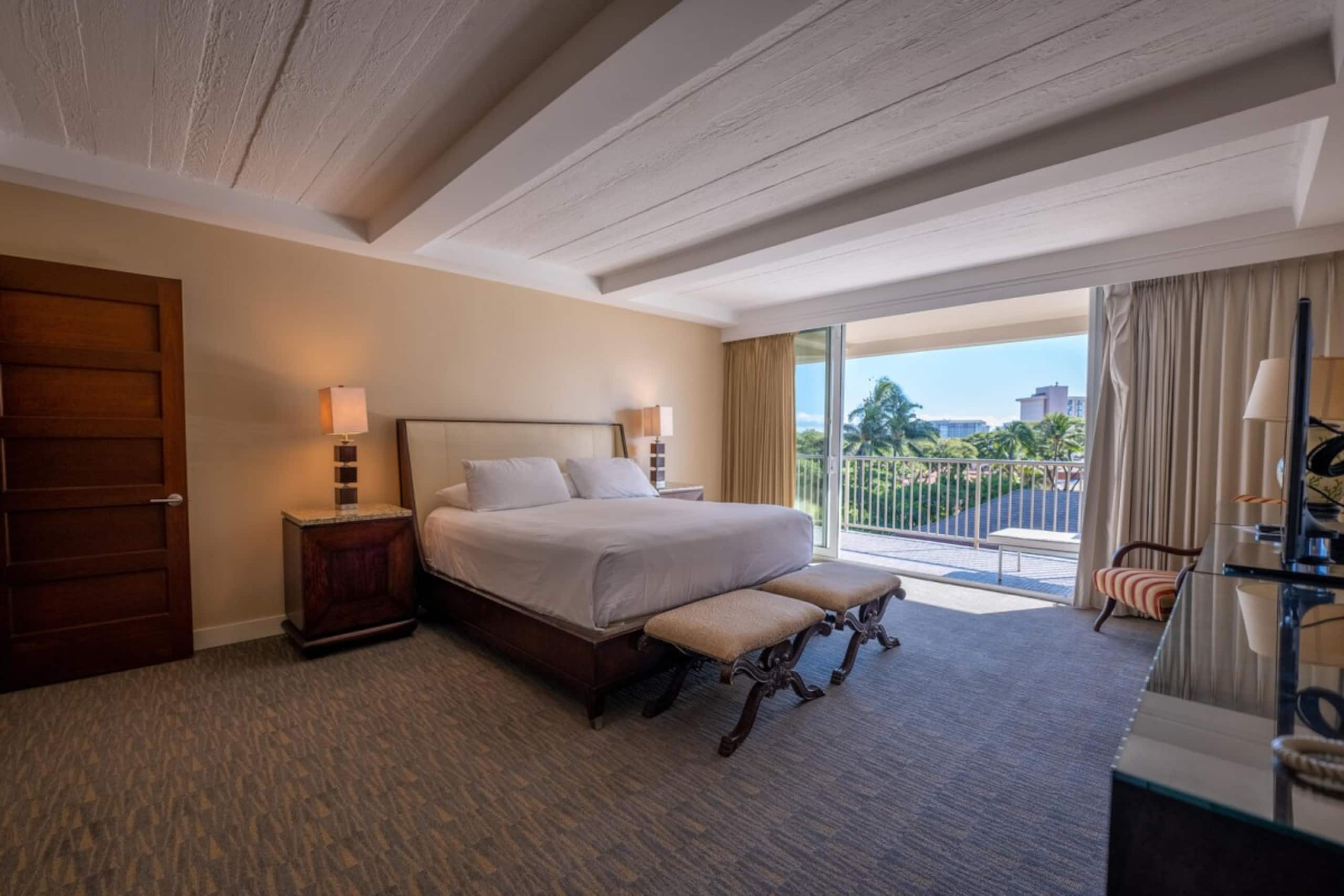 Condo in Lahaina · ★5.0 · 2 bedrooms · 4 beds · 2 private baths - Image 13
