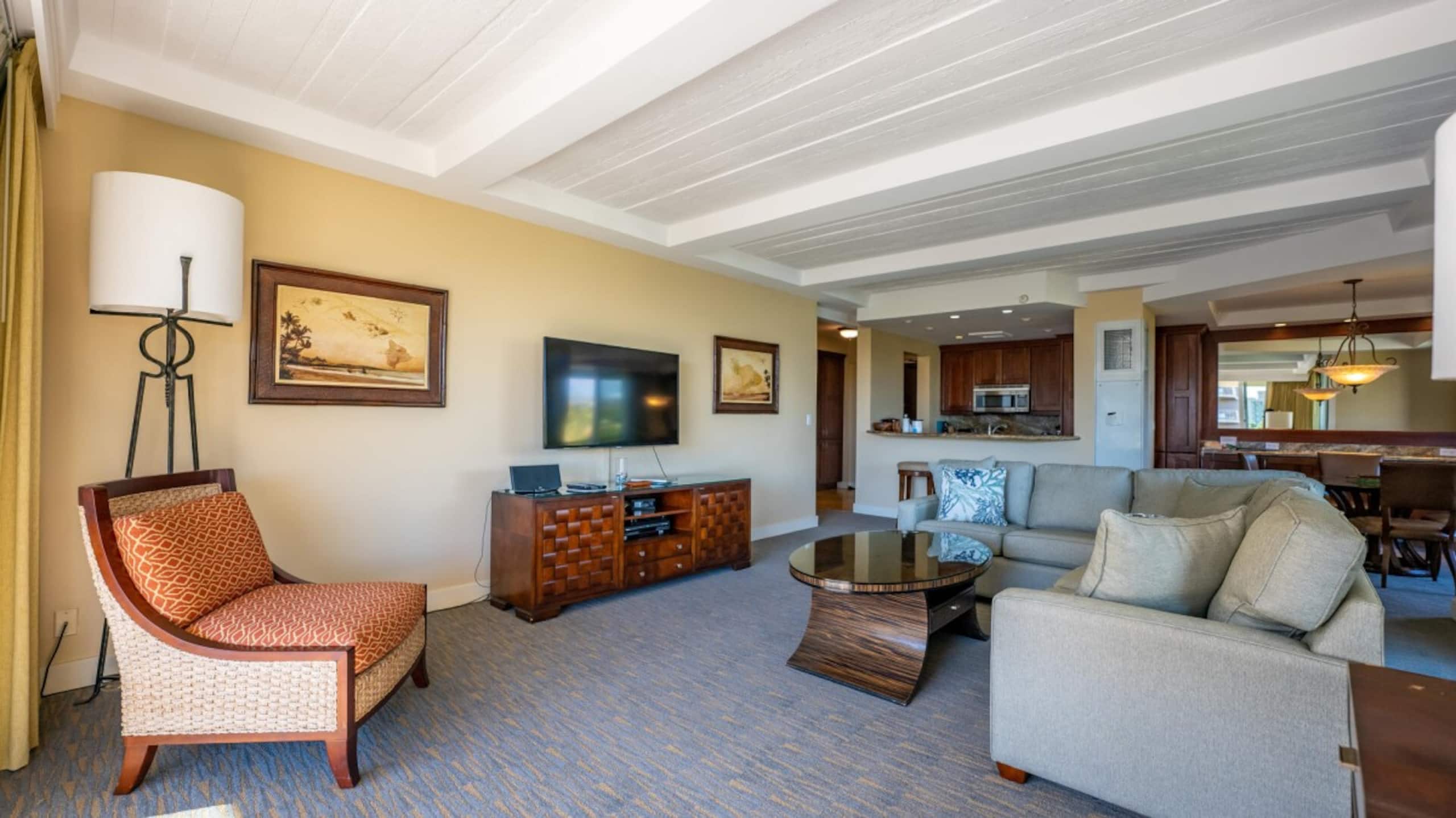 Condo in Lahaina · ★5.0 · 2 bedrooms · 4 beds · 2 private baths - Image 7