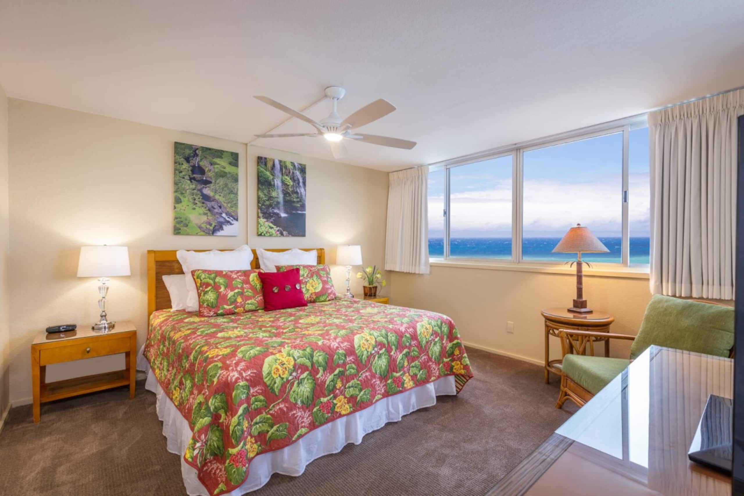 Condo in Lahaina · ★4.5 · 2 bedrooms · 3 beds · 2.5 baths - Image 16
