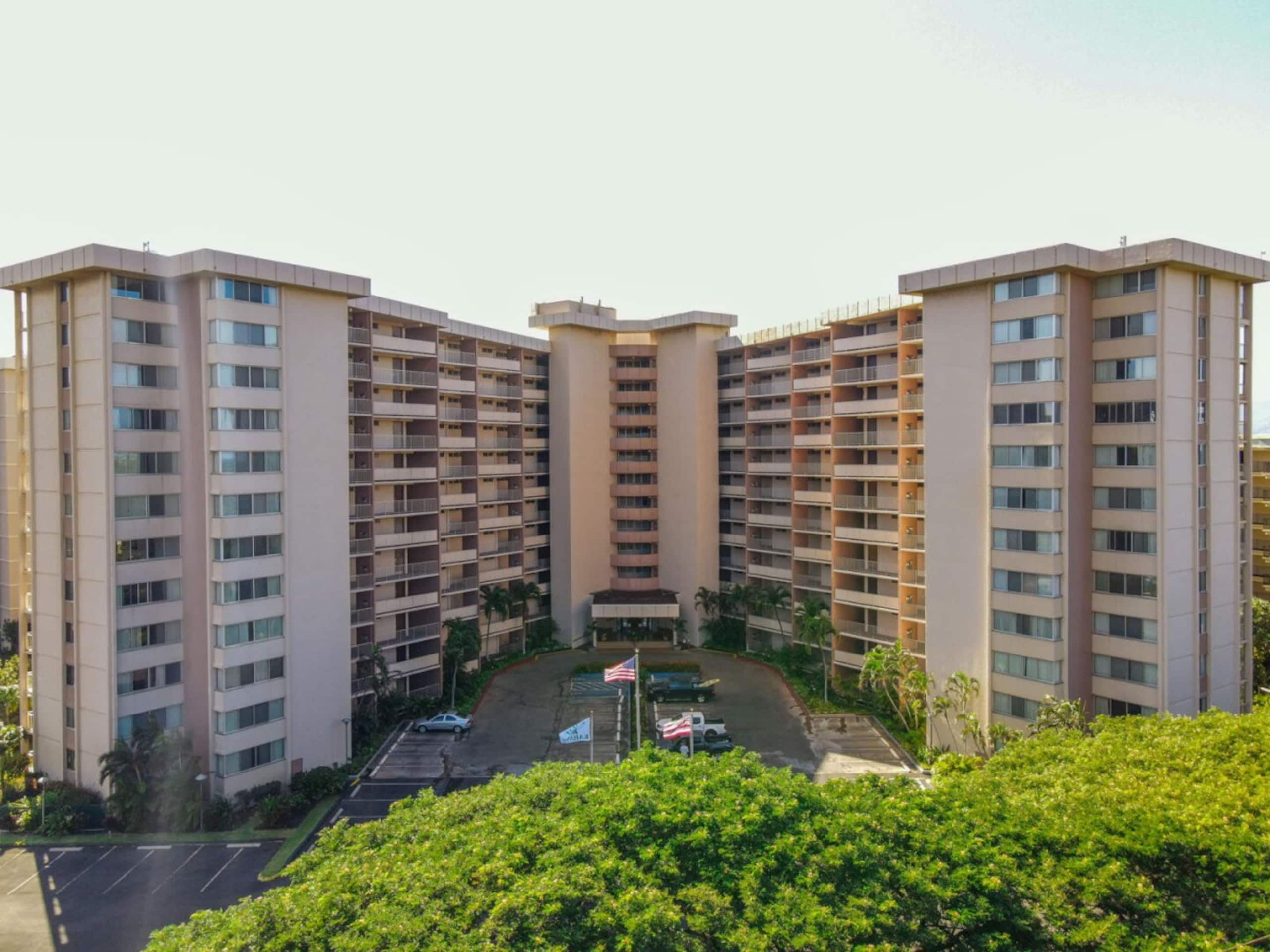 Condo in Lahaina · ★4.5 · 2 bedrooms · 3 beds · 2.5 baths - Image 23