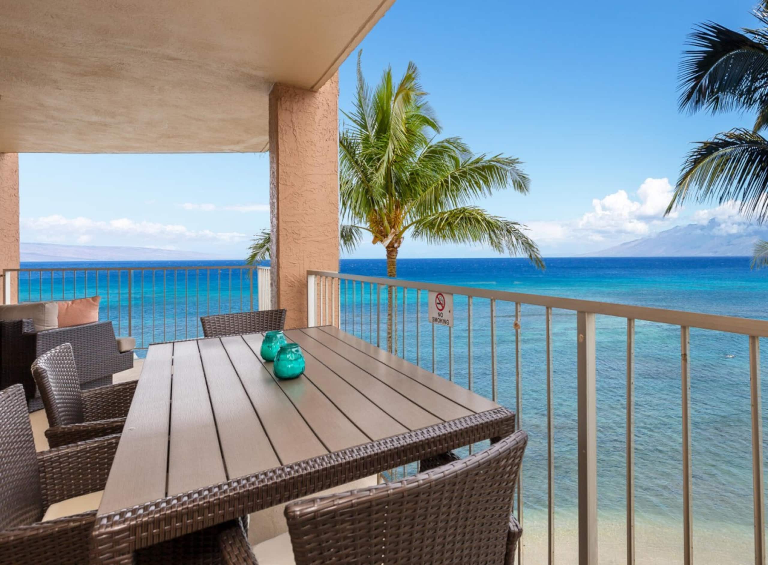 Condo in Lahaina · ★4.5 · 2 bedrooms · 3 beds · 2.5 baths - Image 2