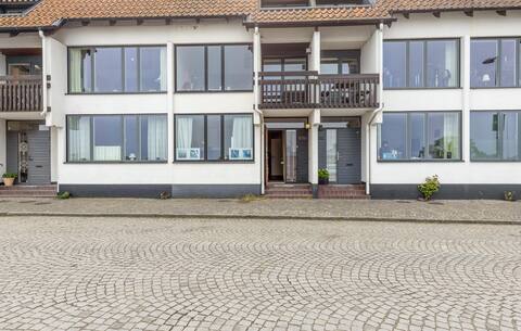 4 bedroom awesome home in Simrishamn