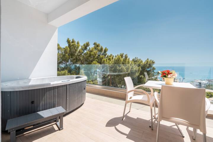 Solymar Prive Apartment sea view gallery image 3