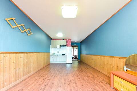 Tidy home near cool Yongchu Valley