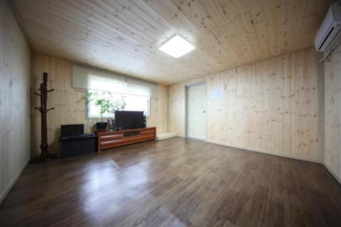 A comfortable resting space with beautiful sounds of nature