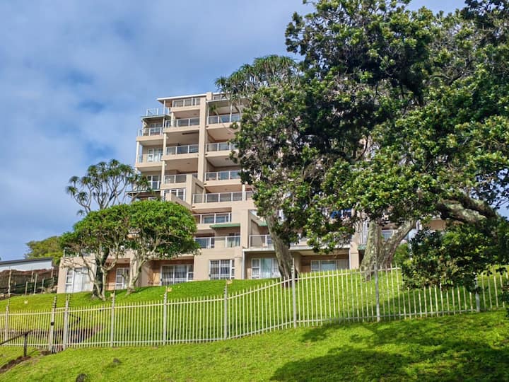 Silhouette Amazing Grace Luxury Beach Apartment - Ramsgate