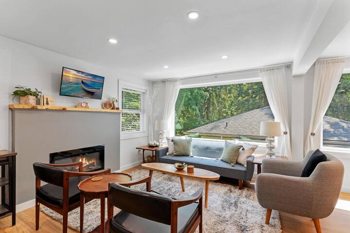 Creekside home w/ yoga space & fire pit gallery image 2